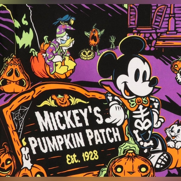 New Disney Men’s Mickey and friends Halloween woven short sleeve shirt XS - Picture 8 of 10